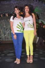 Priyanka Chopra, Parineeti Chopra at NDTV Greenathon in Yash Raj Studios on 20th May 2012 (28).JPG
